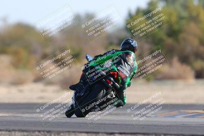 media/Dec-18-2022-SoCal Trackdays (Sun) [[8099a50955]]/Turn 7 Backside (1125am)/